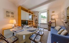 Altido Flat With Splendid View Of The Port Of Portofino